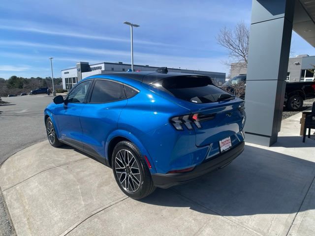 Certified 2025 Ford Mustang Mach-E Premium image 3