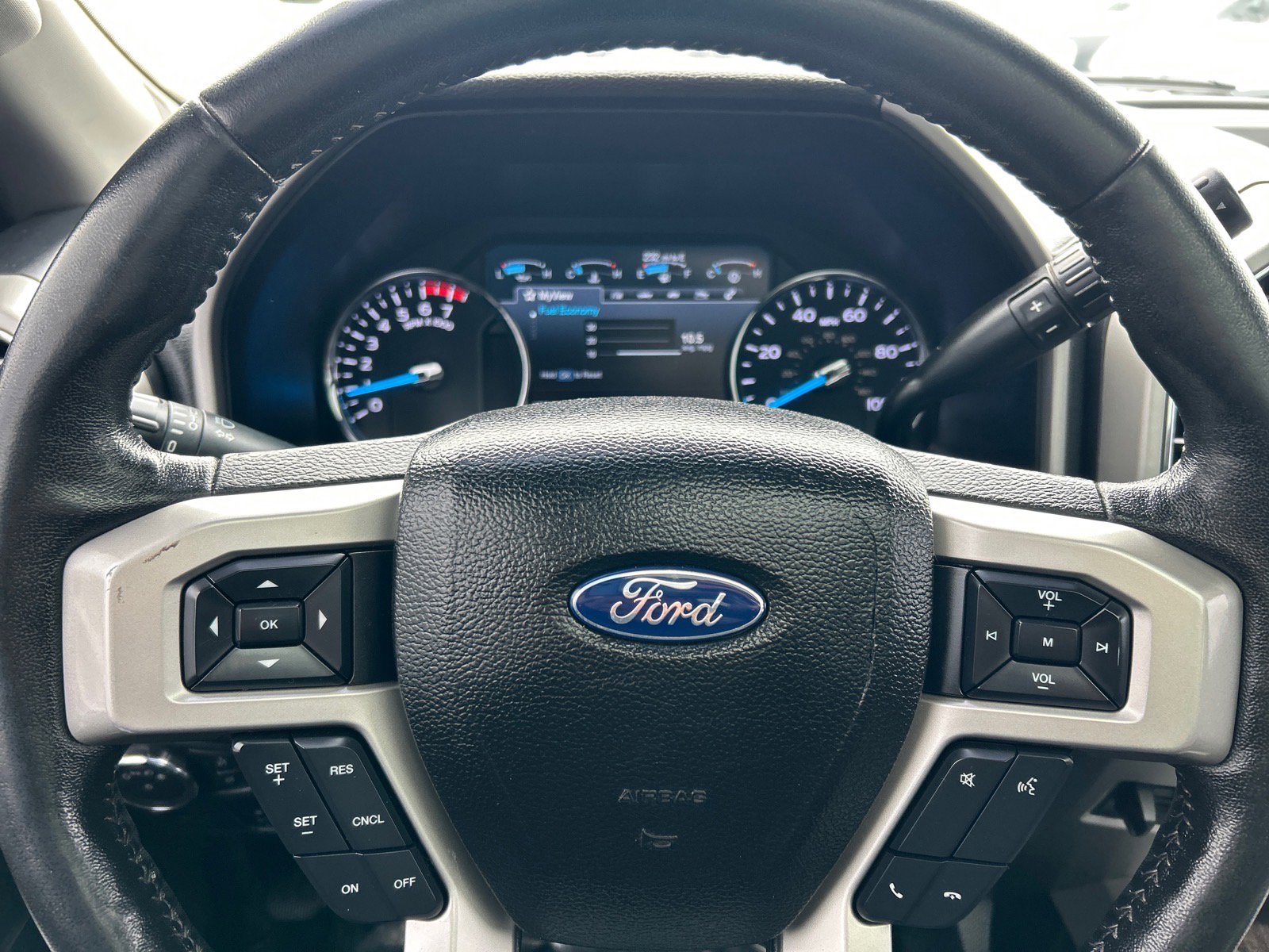 Certified 2017 Ford F250 Lariat w/ Lariat Ultimate Package image 24