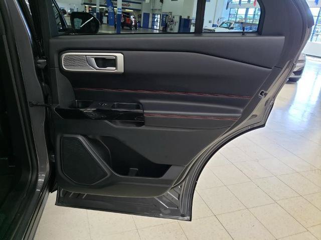 Certified 2023 Ford Explorer ST-Line w/ Class IV Trailer Tow Package AWD/4WD image 18