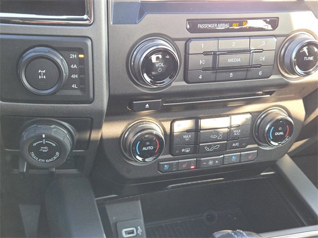 Certified 2018 Ford F150 Raptor w/ Equipment Group 802A Luxury image 21