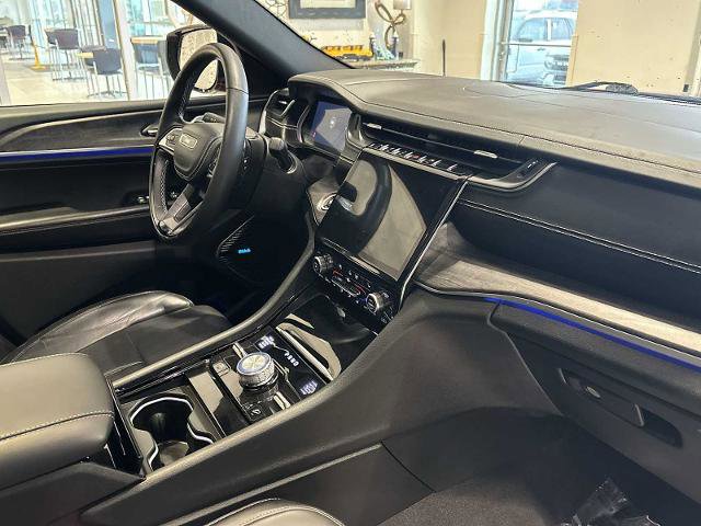 Used 2021 Jeep Grand Cherokee L Overland w/ Advanced Protech Group III image 29