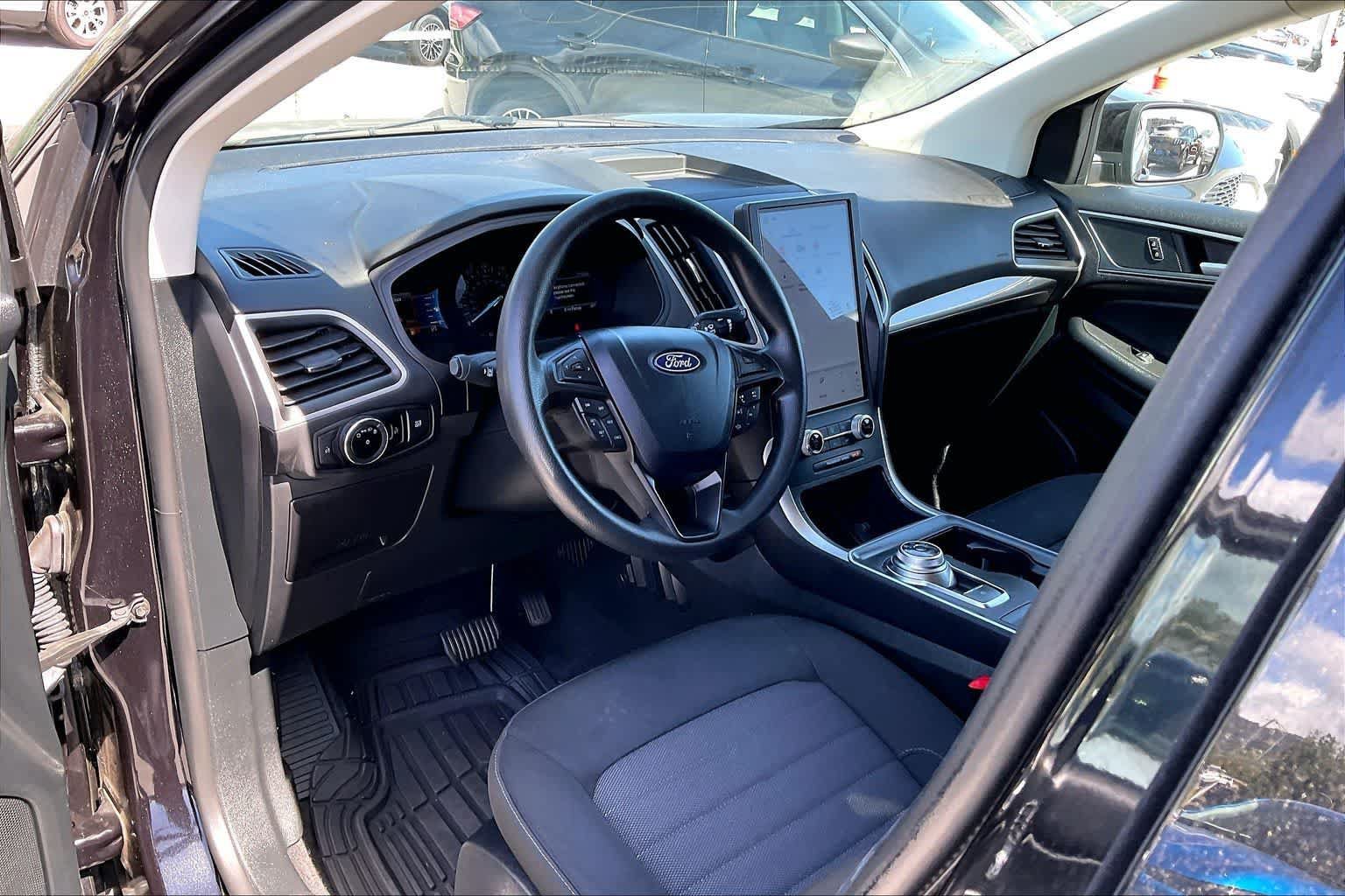 Certified 2024 Ford Edge SE w/ Black Appearance Package AWD/4WD video 2