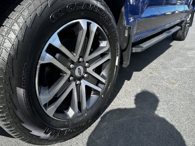 Certified 2022 Ford F150 XL w/ STX Appearance Package AWD/4WD image 12