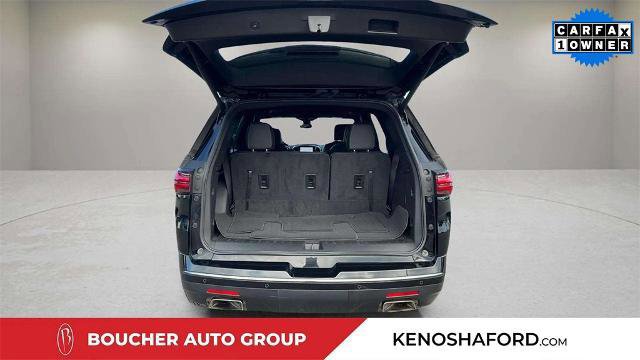 Used 2023 Chevrolet Traverse Premier w/ Redline Edition image 9