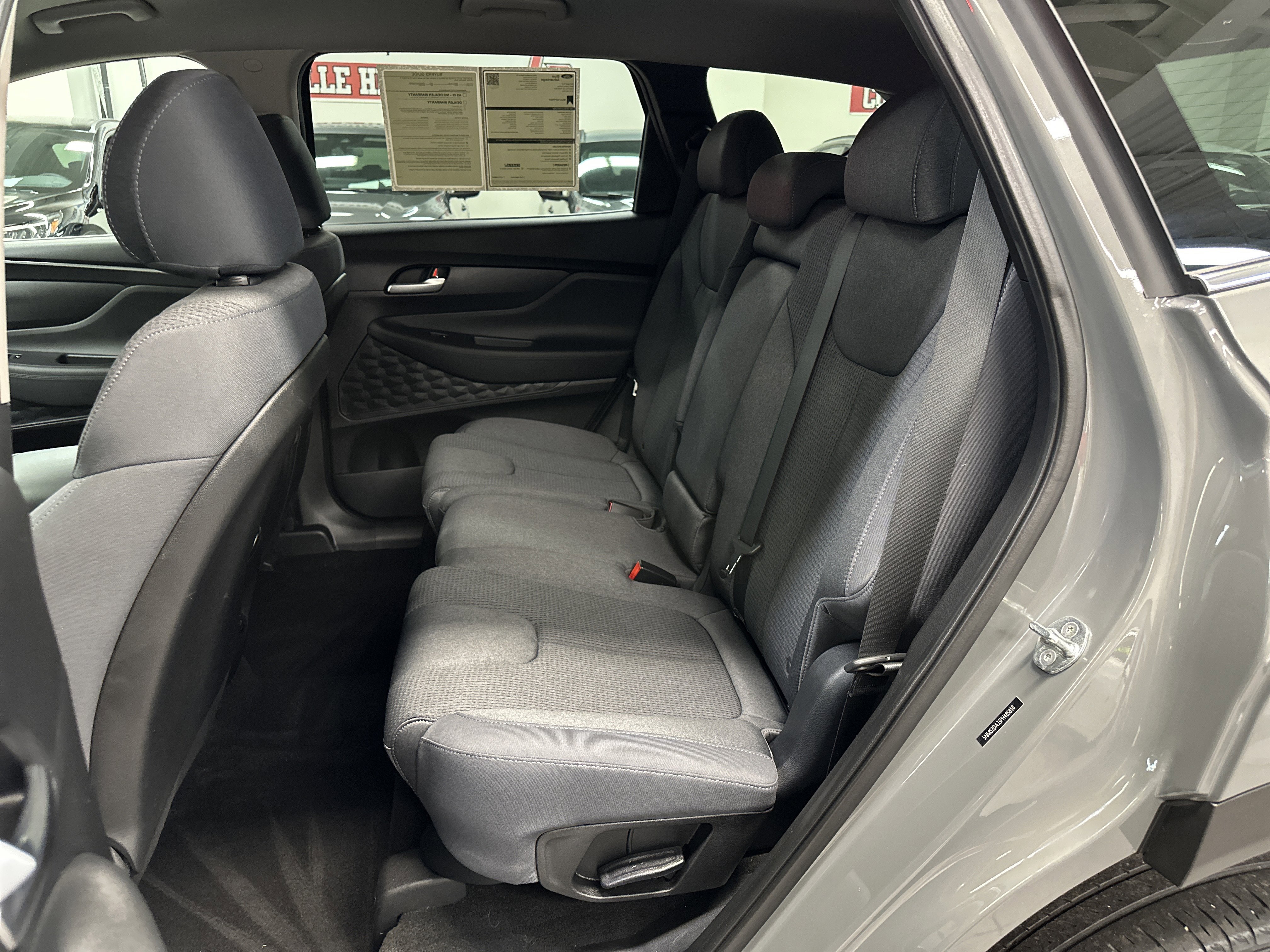 Used 2023 Hyundai Santa Fe SEL image 5