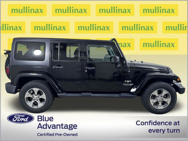 Used 2018 Jeep Wrangler Unlimited Sahara w/ Connectivity Group AWD/4WD image 2