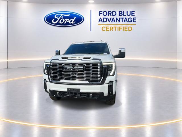 Used 2024 GMC Sierra 2500 Denali Ultimate AWD/4WD image 3