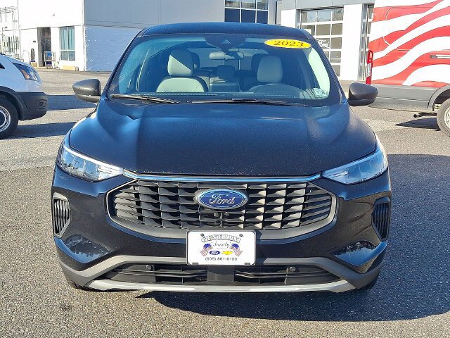 Certified 2023 Ford Escape Active AWD/4WD image 35