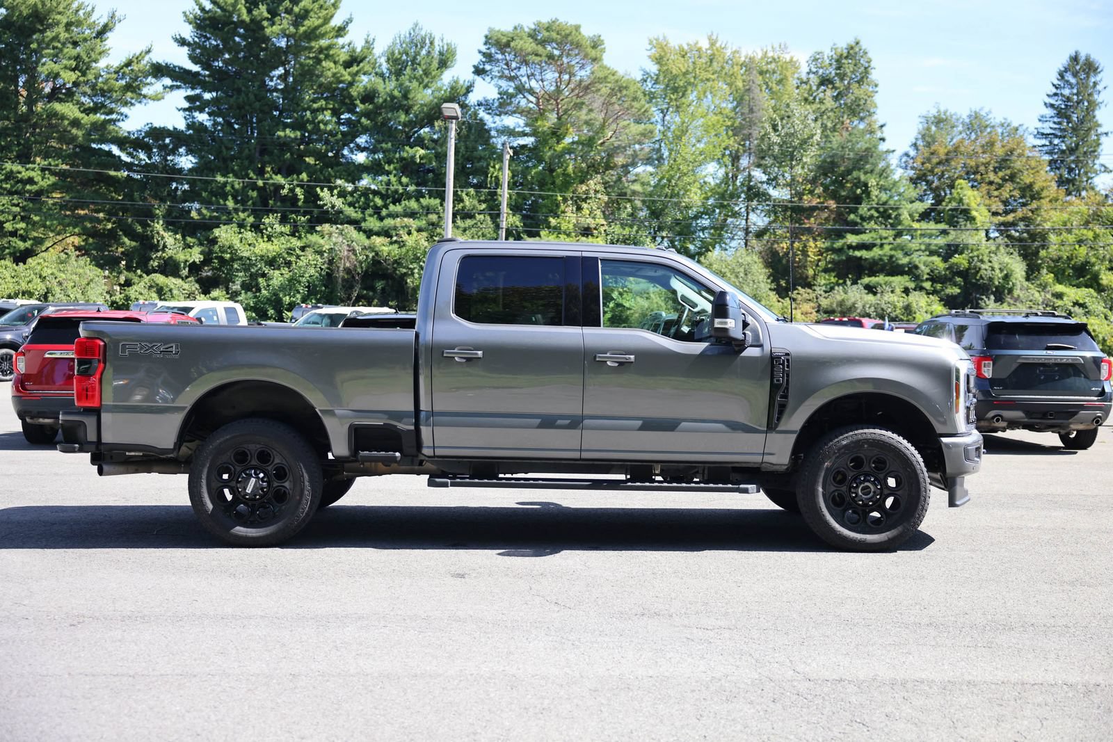 Certified 2025 Ford F250 Lariat w/ Lariat Ultimate Package AWD/4WD image 4