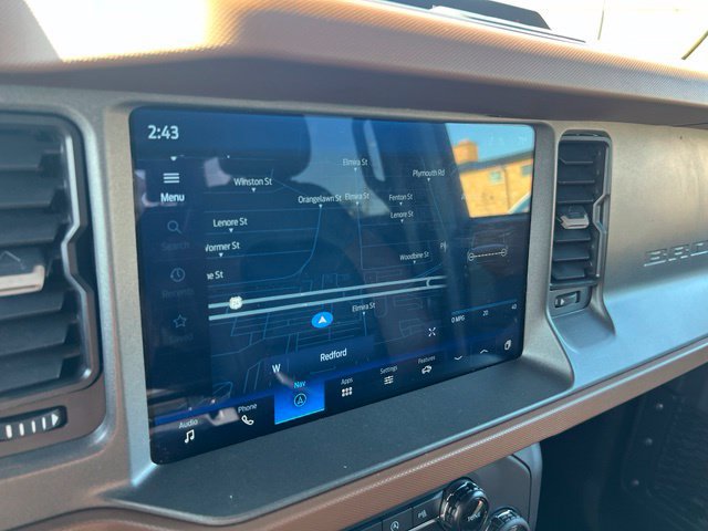 Certified 2024 Ford Bronco Outer Banks AWD/4WD image 14