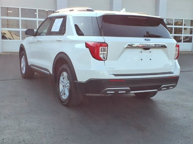Certified 2024 Ford Explorer XLT w/ Equipment Group 202A AWD/4WD image 7