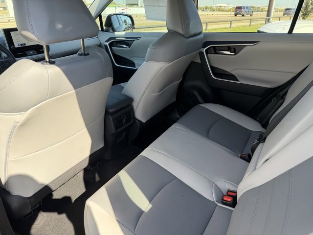 Used 2025 Toyota RAV4 XLE Premium image 21