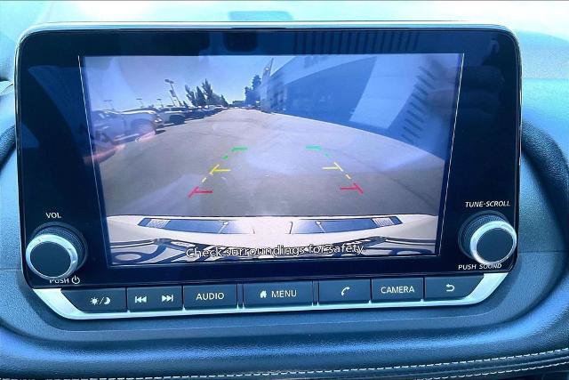 Used 2024 Nissan Rogue SV w/ SV Premium Package FWD image 21