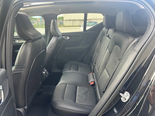 Used 2023 Volvo XC40 B5 Ultimate w/ Protection Package Premier AWD/4WD image 10