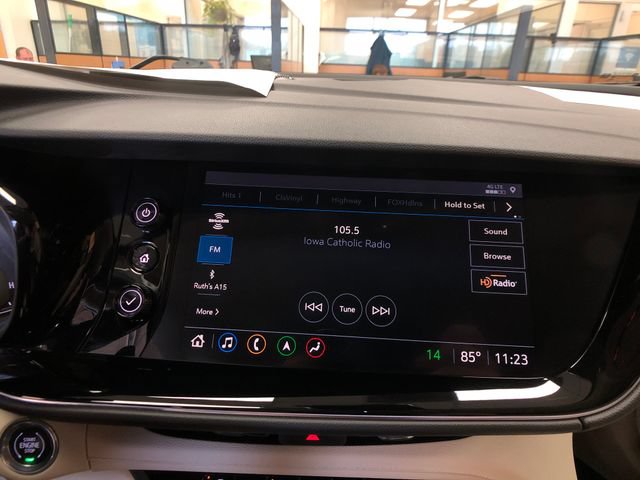 Used 2022 Buick Envision Avenir w/ Technology Package II AWD/4WD image 15