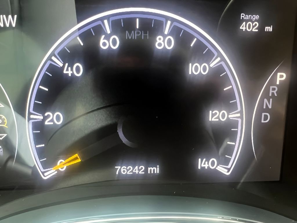 Used 2020 Jeep Grand Cherokee Altitude AWD/4WD image 22