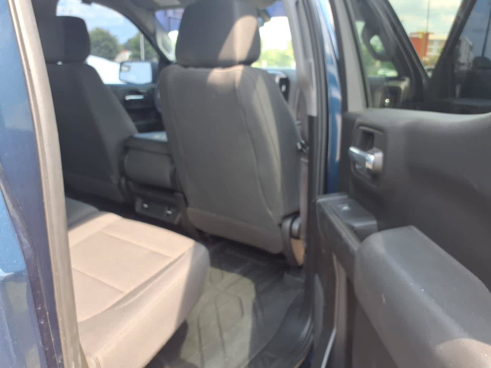 Used 2020 Chevrolet Silverado 1500 Custom w/ Custom Value Package RWD image 24