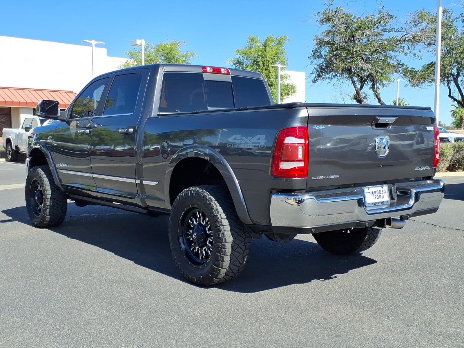 Used 2022 RAM 2500 Limited AWD/4WD image 3