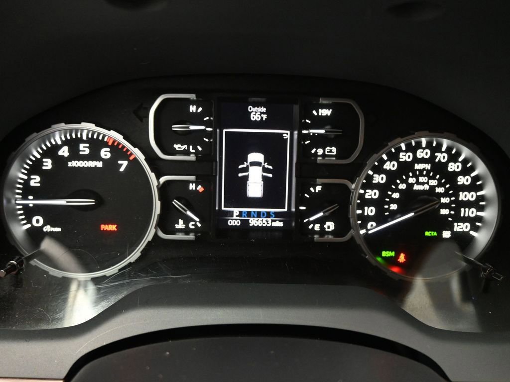 Used 2019 Toyota Tundra Limited image 13