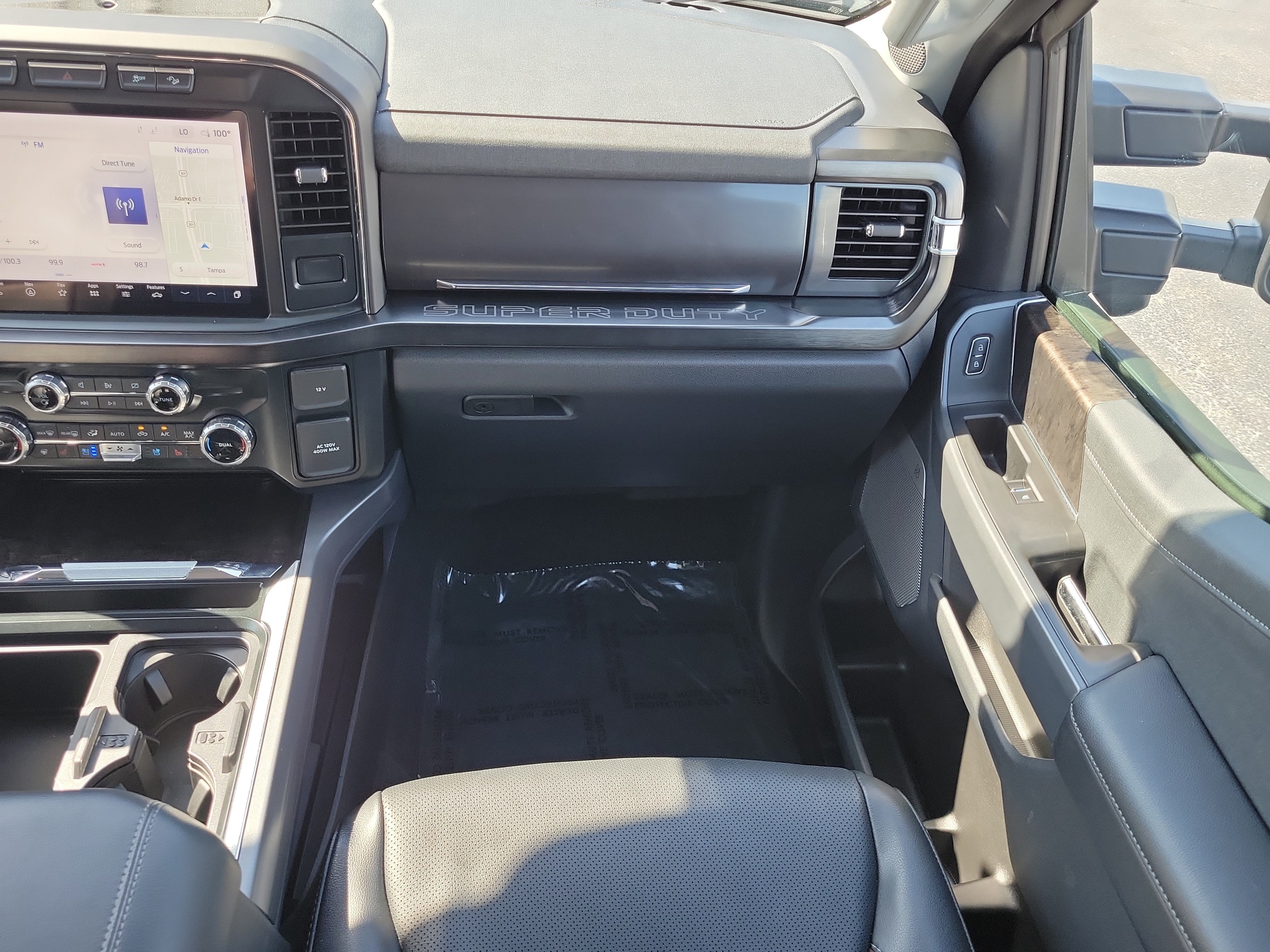 Certified 2023 Ford F250 Lariat w/ FX4 Off-Road Package AWD/4WD image 15