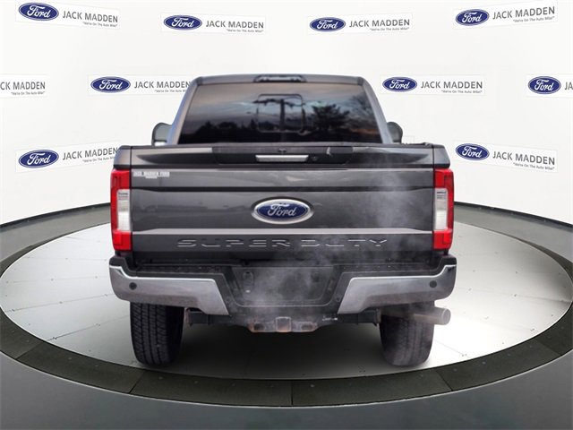 Certified 2019 Ford F250 Lariat w/ Chrome Package image 4