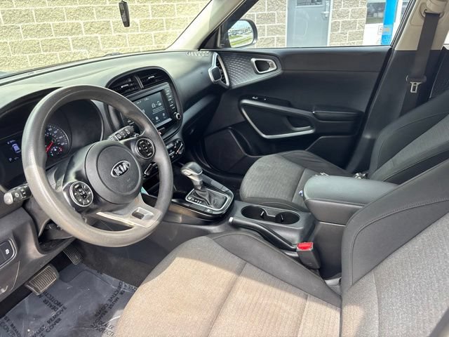 Used 2020 Kia Soul S FWD image 17
