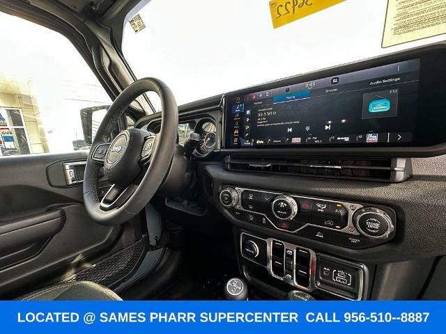 Used 2025 Jeep Gladiator Sport AWD/4WD image 24