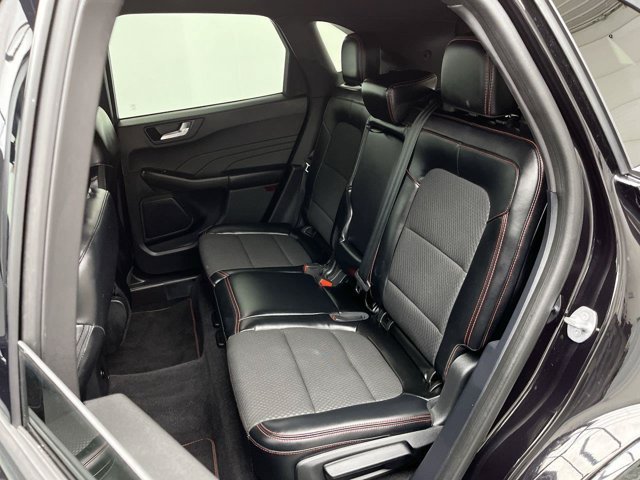 Certified 2023 Ford Escape ST-Line w/ Tech Pack #1 AWD/4WD image 14