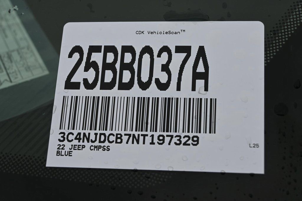 Used 2022 Jeep Compass Limited image 37