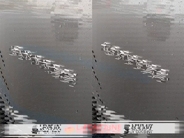 Used 2023 Jeep Compass Limited image 10