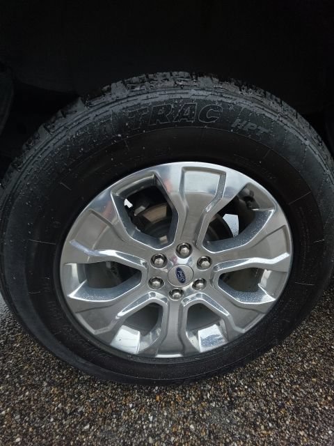 Certified 2022 Ford F150 Platinum w/ Equipment Group 701A High AWD/4WD image 9