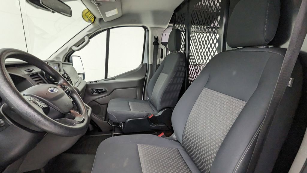 Certified 2023 Ford Transit 250 Low Roof AWD w/ Exterior Upgrade Package image 15