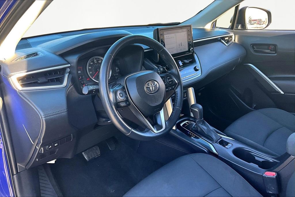 Used 2022 Toyota Corolla Cross LE FWD image 13