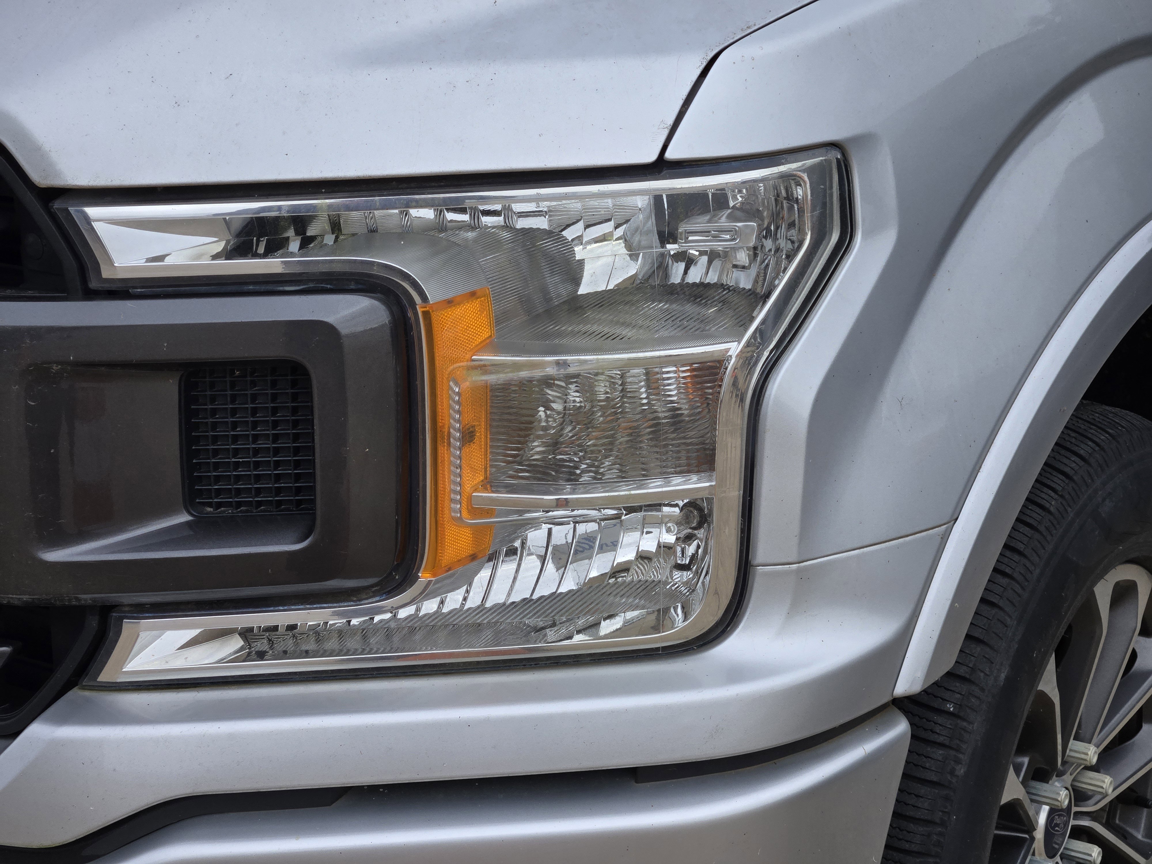 Certified 2018 Ford F150 XLT w/ Equipment Group 302A Luxury RWD image 7