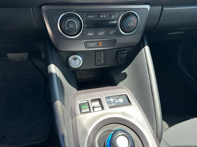 Used 2025 Nissan Leaf S FWD image 20