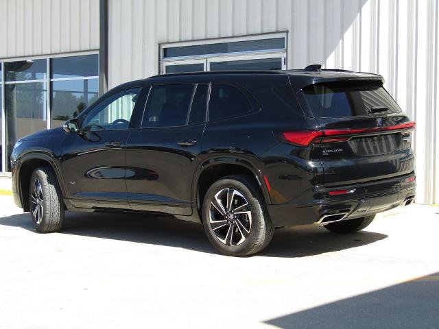 Used 2025 Buick Enclave Sport Touring AWD/4WD image 10