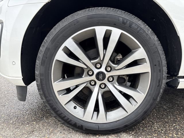 Certified 2020 Ford Expedition Platinum image 71