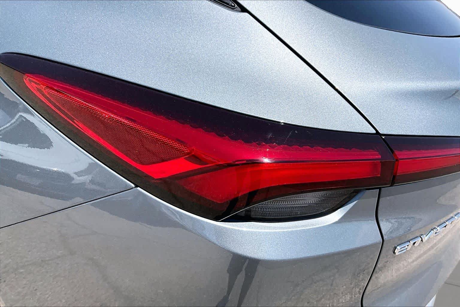 Used 2025 Buick Envista Sport Touring w/ Experience Buick Package FWD image 29