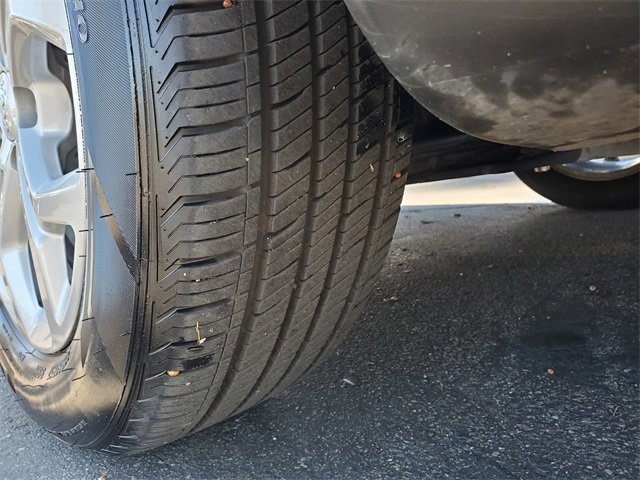 Used 2024 Jeep Compass Latitude image 27