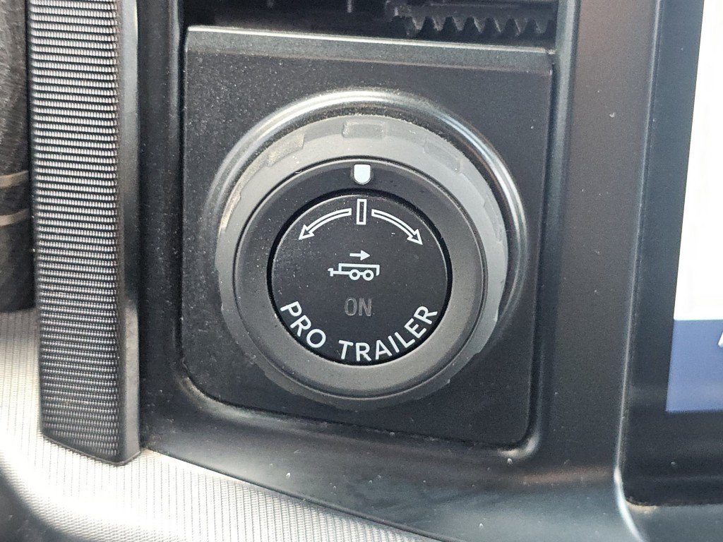 Certified 2022 Ford F150 Platinum AWD/4WD image 12
