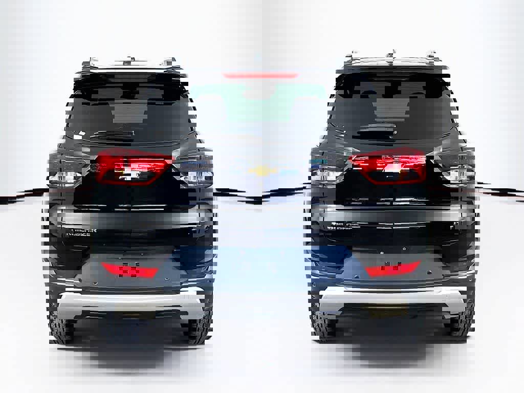 Used 2023 Chevrolet TrailBlazer LT w/ Convenience Package image 4