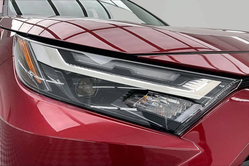 Used 2025 Toyota RAV4 XLE w/ Convenience Package FWD image 29
