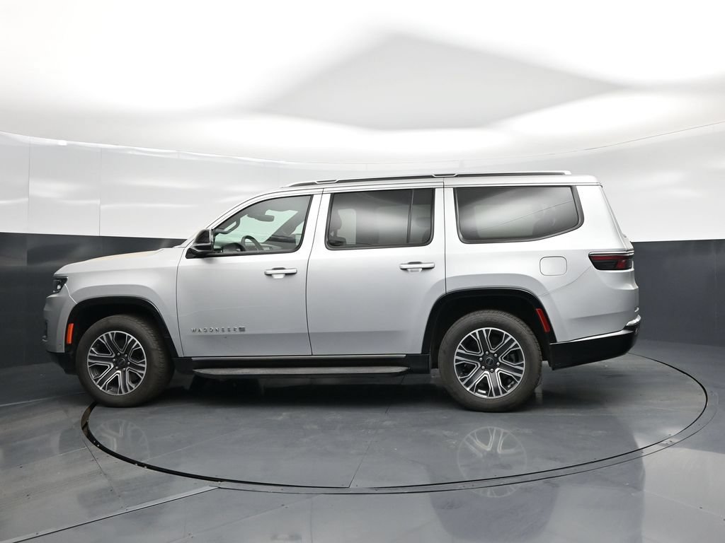 Used 2025 Jeep Wagoneer Series II AWD/4WD image 32