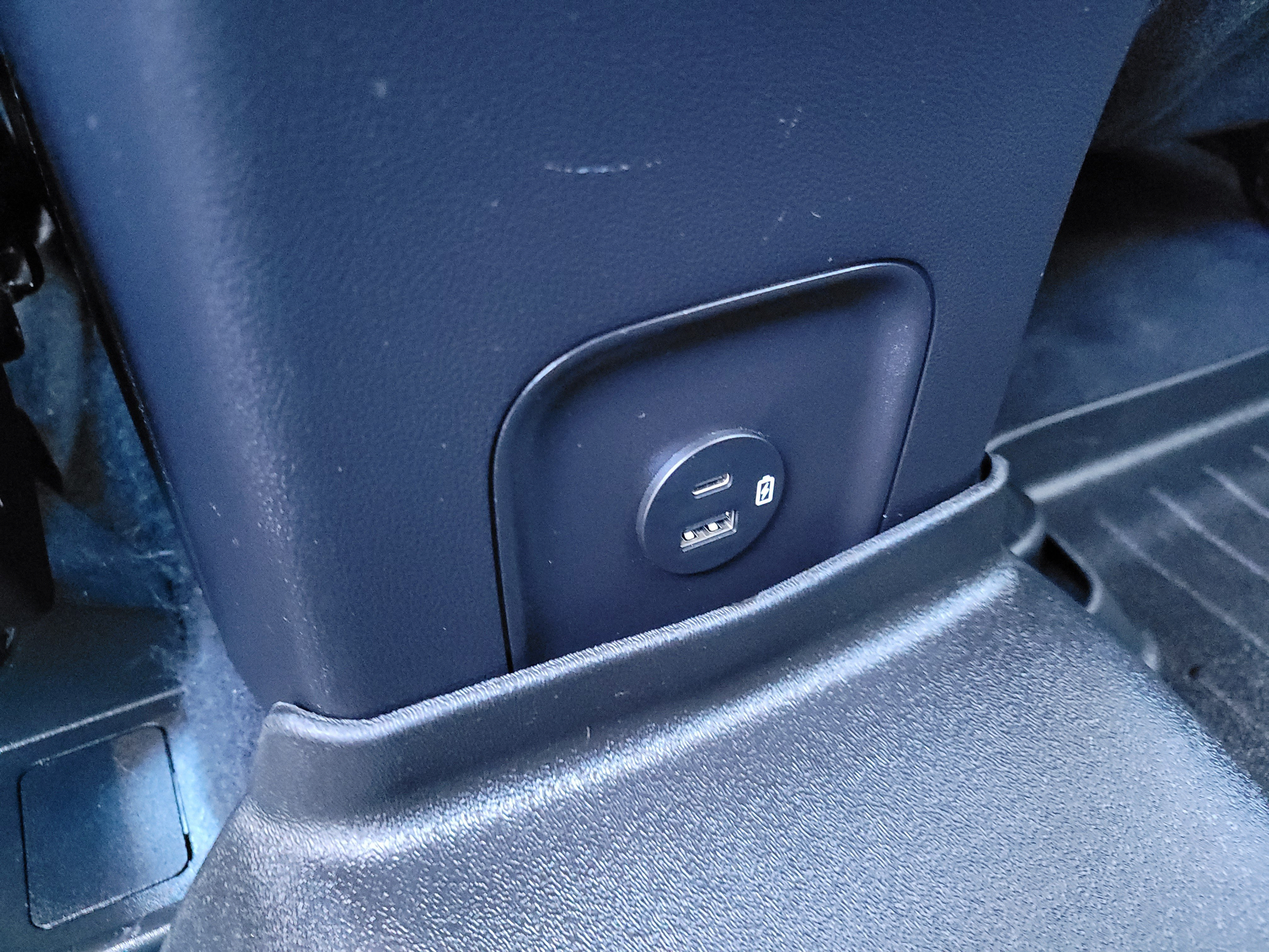 Certified 2022 Ford Escape SE w/ Convenience Package FWD image 16