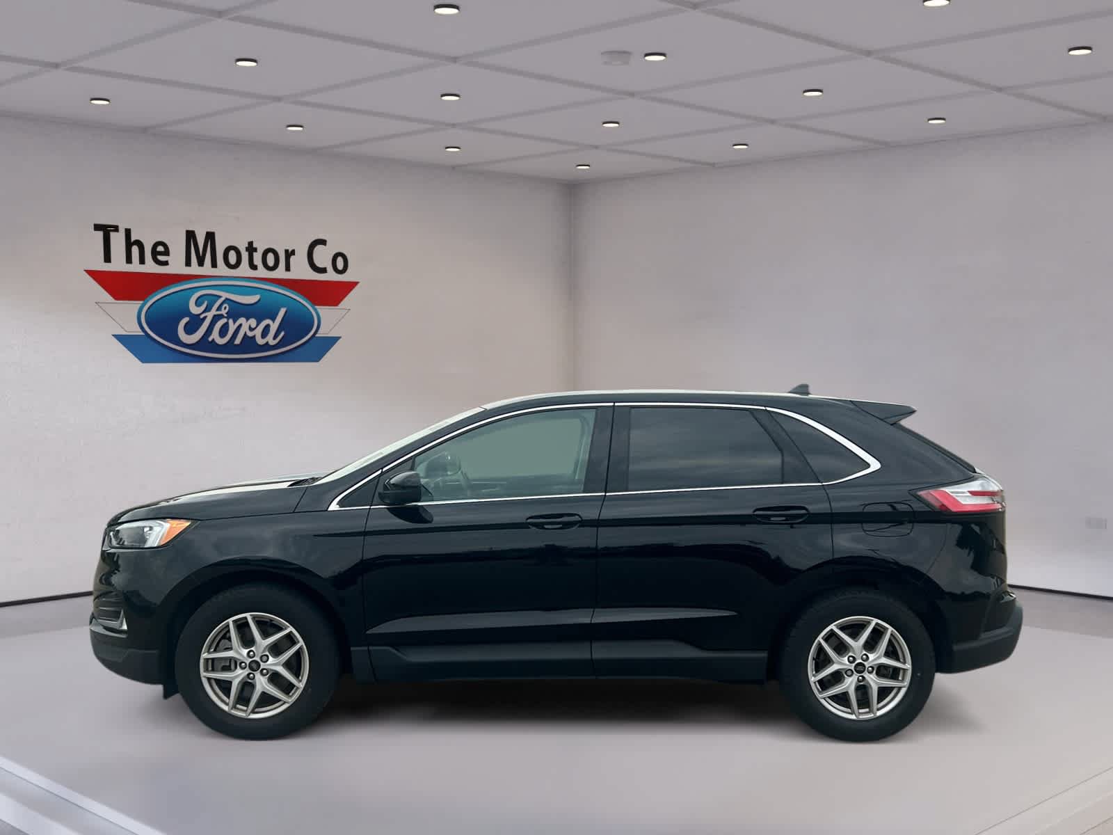 Certified 2023 Ford Edge SEL w/ Convenience Package AWD/4WD image 8