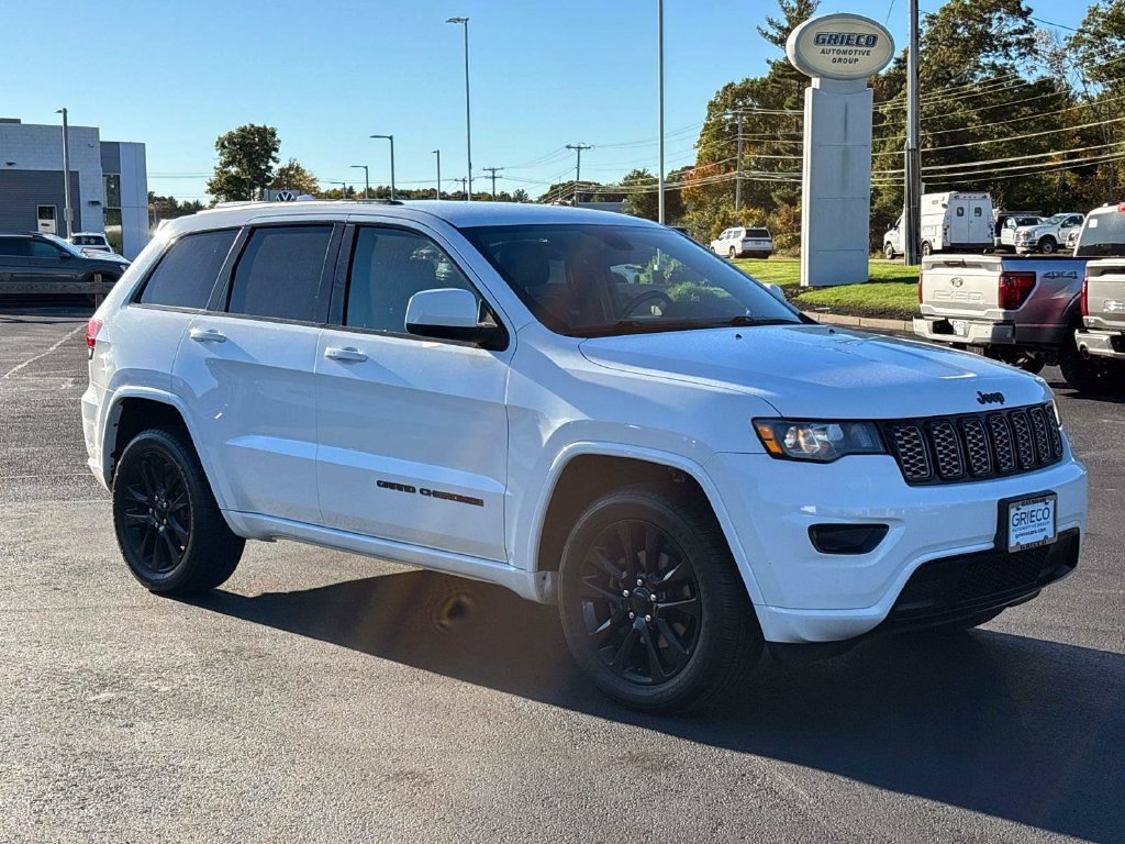 Used 2018 Jeep Grand Cherokee Altitude
