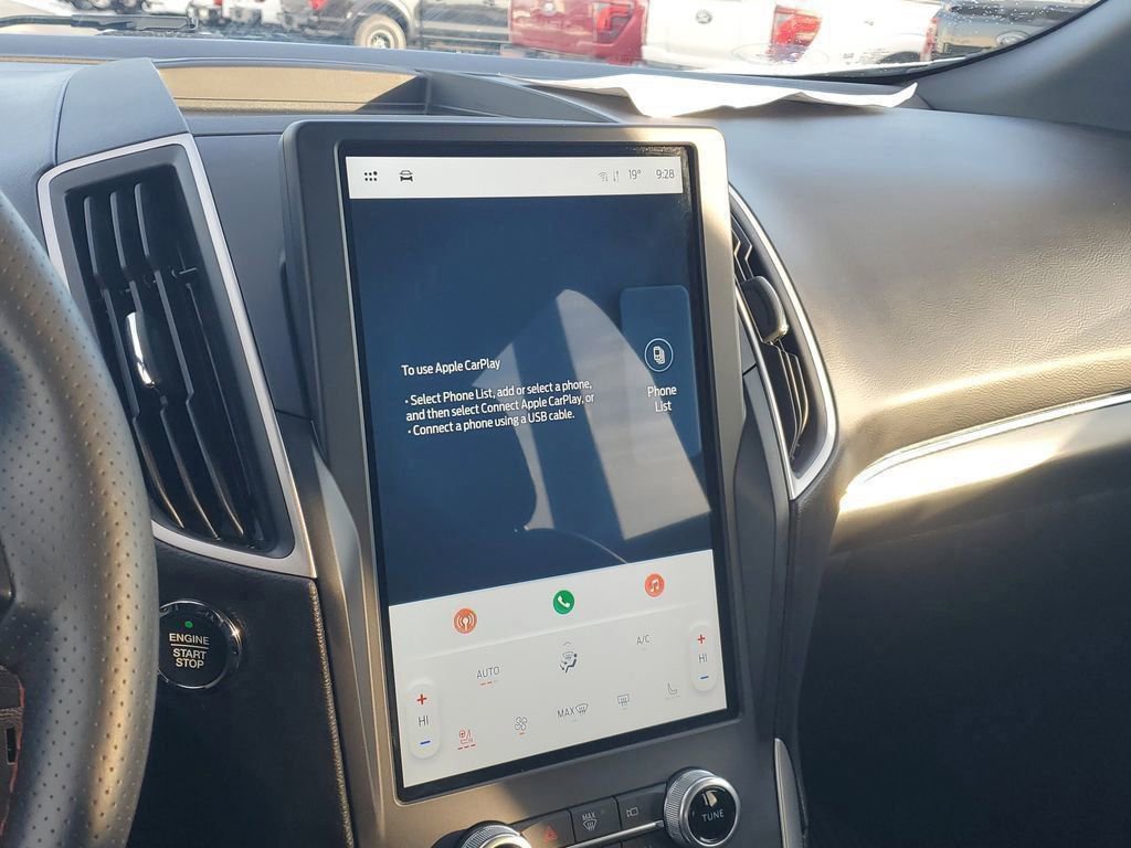 Certified 2022 Ford Edge ST-Line w/ Class II Trailer Tow Package image 26