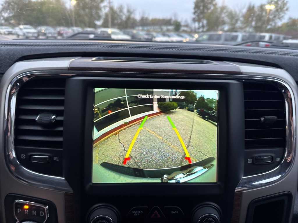 Used 2018 RAM 1500 Laramie w/ Convenience Group AWD/4WD image 18