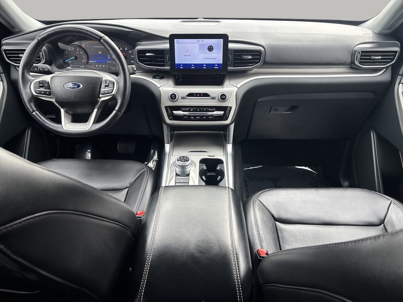 Certified 2023 Ford Explorer XLT w/ Equipment Group 202A image 13