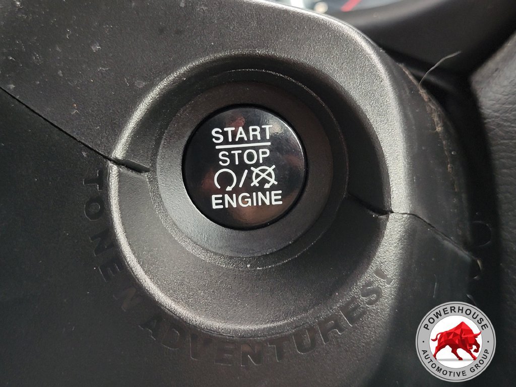 Used 2017 Jeep Renegade Latitude w/ Cold Weather Group AWD/4WD image 36
